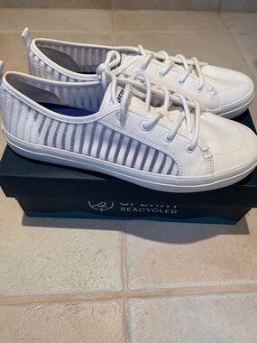 NWT SPERRY SEACYCLED Vibe Mesh Sneakers White size 9.5